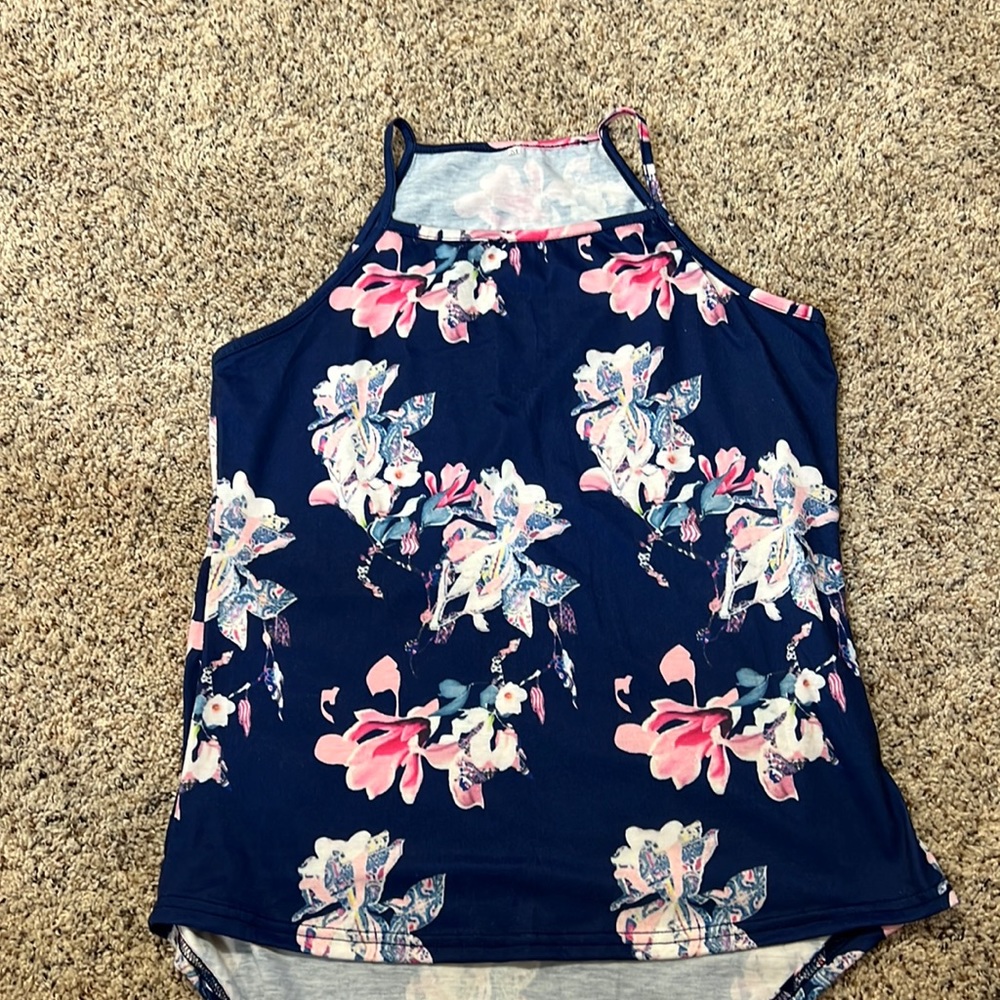 Floral tank